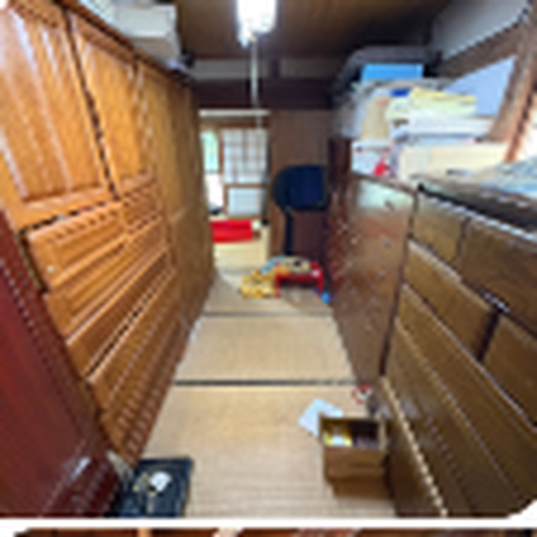 遺品整理前の部屋